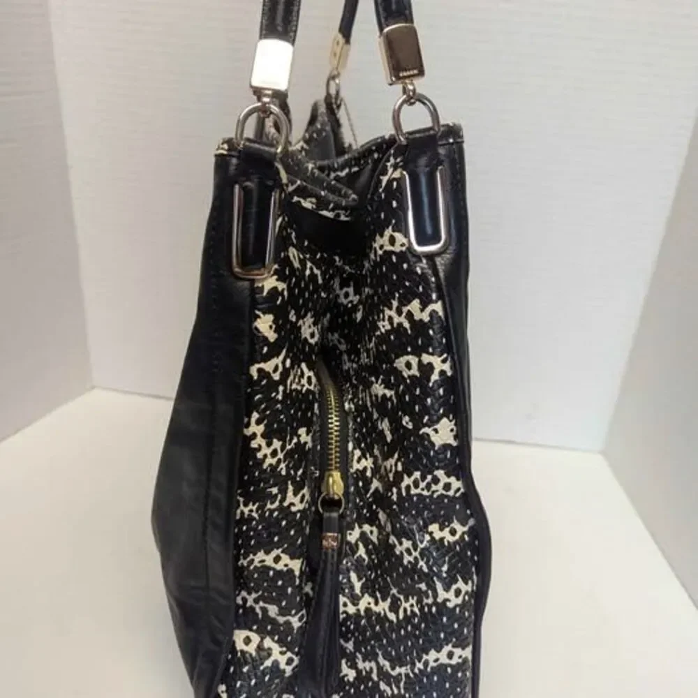 Coach Madison Phoebe Black White Leather 3 Compartment Purse J1393-28604